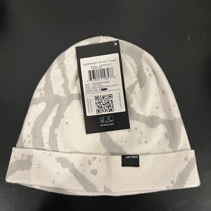 Arc’teryx beanie